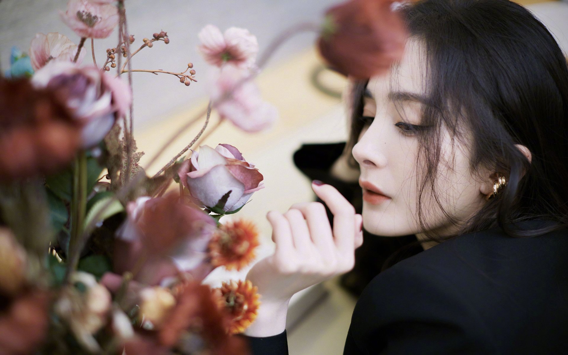 开云体育在线-当范戴克般的防线降临中北美，洪都拉斯教科书式压制，揭橥足球的唯一性哲学